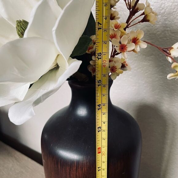 Magnolia Floral Blossom Ceramic Vase Arrangement - Picture 3 of 6